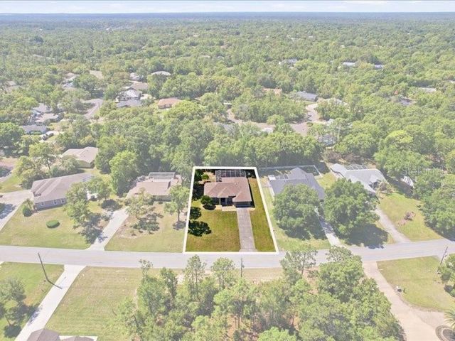 35 CYPRESS BOULEVARD E, Homosassa, FL 34446