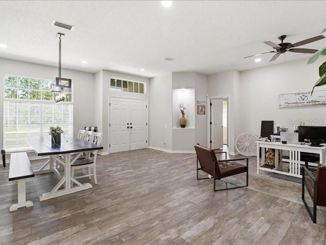 35 CYPRESS BOULEVARD E, Homosassa, FL 34446