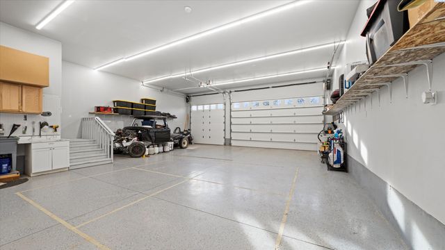 616 N Riverside Dr, West Richland, WA 99353