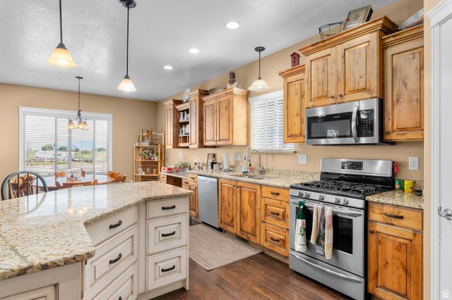 5702 W 950 N, Ogden, UT 84404