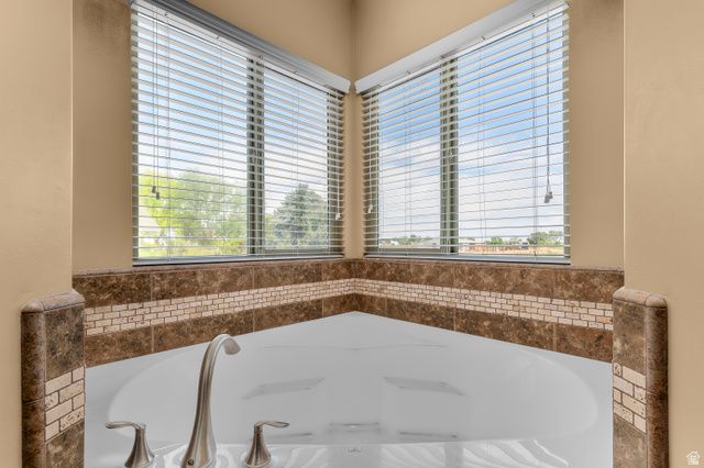 5702 W 950 N, Ogden, UT 84404