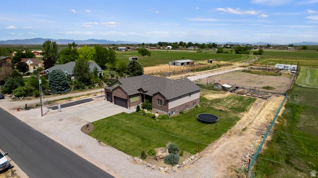 5702 W 950 N, Ogden, UT 84404