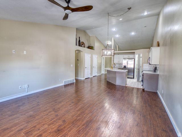 5552 W EAGLE PEAK DR, Herriman, UT 84096