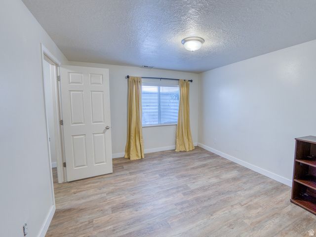 5552 W EAGLE PEAK DR, Herriman, UT 84096