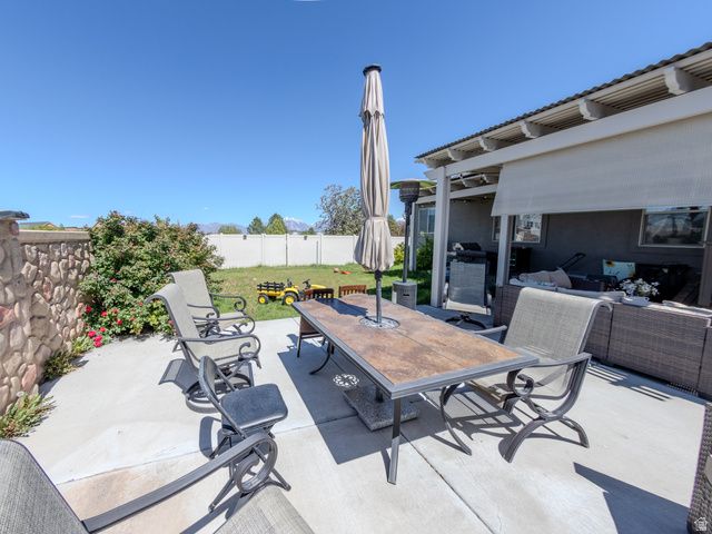 5552 W EAGLE PEAK DR, Herriman, UT 84096