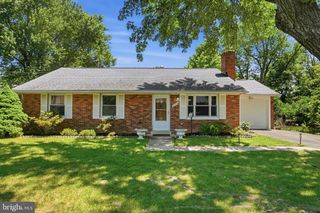 4115 CONRAD RD, Alexandria, VA 22312