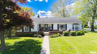 420 W RIDGEMONT Road, Peoria, IL 61614