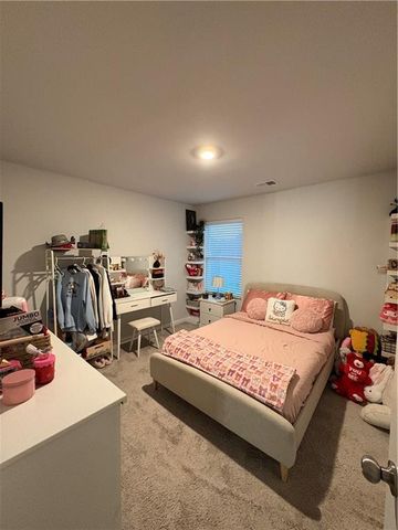 240 Clark Lake Lane, Grayson, GA 30017