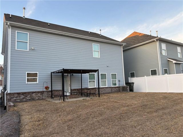 240 Clark Lake Lane, Grayson, GA 30017