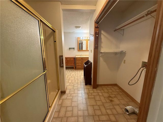 808 Redbud Lane, Frontenac, KS 66763