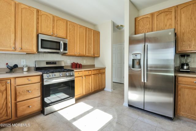21 Pancoast Road, Waretown, NJ 08758