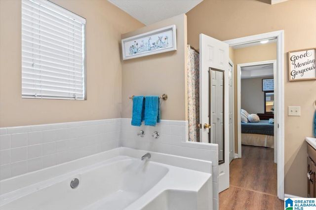 1258 WANDA DRIVE NW, Arab, AL 35016