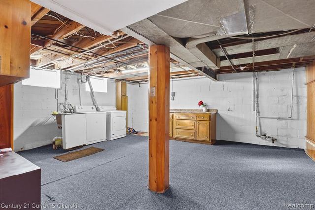 2214 N Lafayette Street, Dearborn, MI 48128