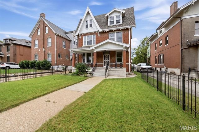 5938 Clemens Avenue, St Louis, MO 63112