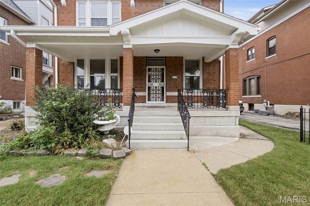 5938 Clemens Avenue, St Louis, MO 63112