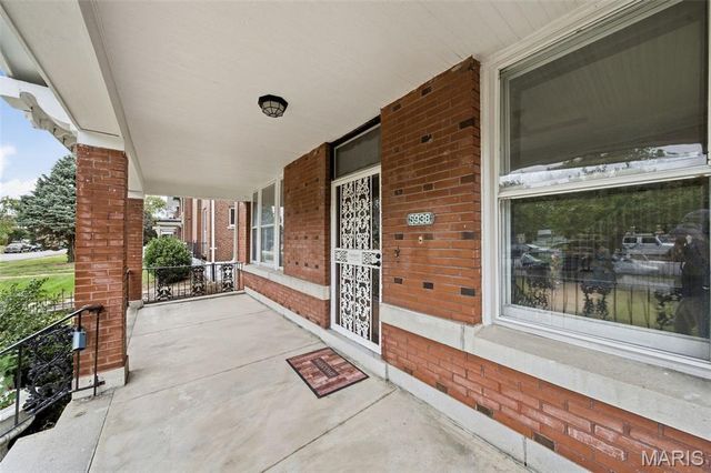 5938 Clemens Avenue, St Louis, MO 63112