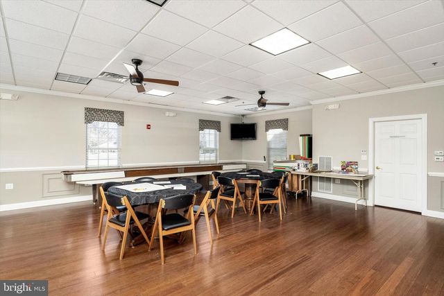 41 BURHOLME DR, Hamilton, NJ 08691