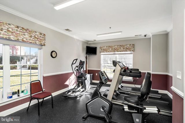 41 BURHOLME DR, Hamilton, NJ 08691