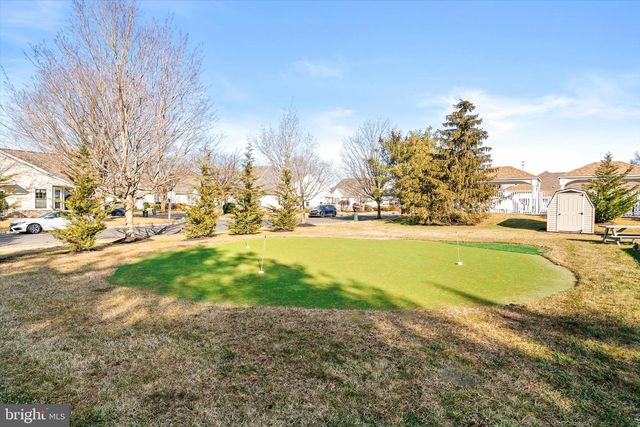 41 BURHOLME DR, Hamilton, NJ 08691