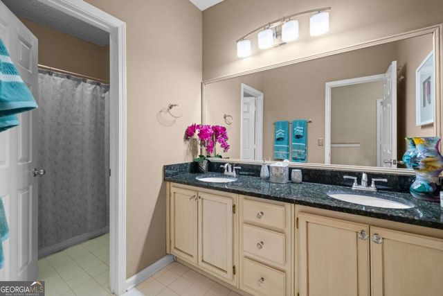 408 Vinings Forest Circle SE, Smyrna, GA 30080