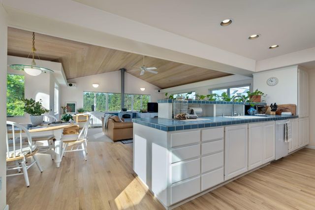 15682 Dream Sky Way, Nevada City, CA 95959