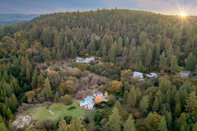 15682 Dream Sky Way, Nevada City, CA 95959
