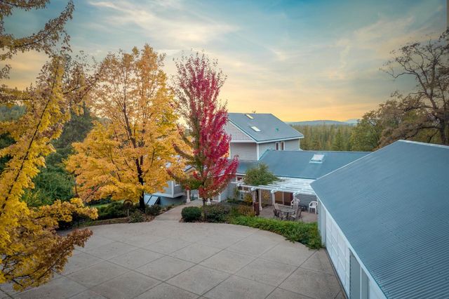 15682 Dream Sky Way, Nevada City, CA 95959