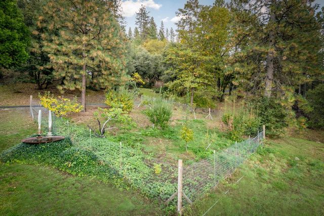 15682 Dream Sky Way, Nevada City, CA 95959