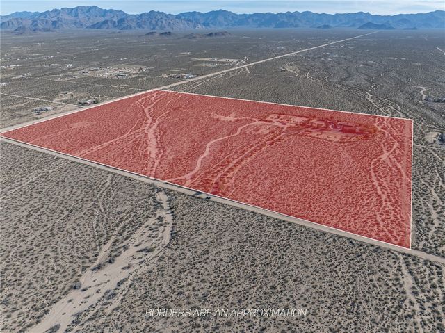 14158 S Calabasas Road, Yucca, AZ 86438