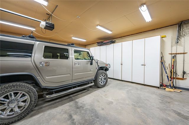 14158 S Calabasas Road, Yucca, AZ 86438