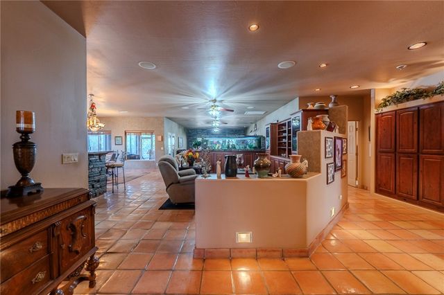 14158 S Calabasas Road, Yucca, AZ 86438