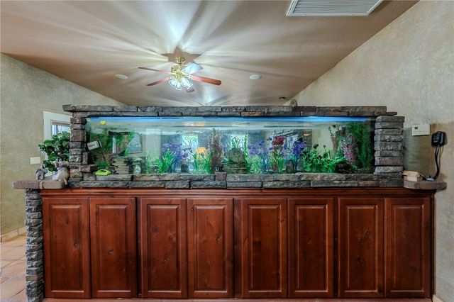 14158 S Calabasas Road, Yucca, AZ 86438