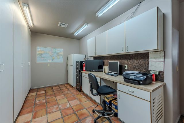 14158 S Calabasas Road, Yucca, AZ 86438