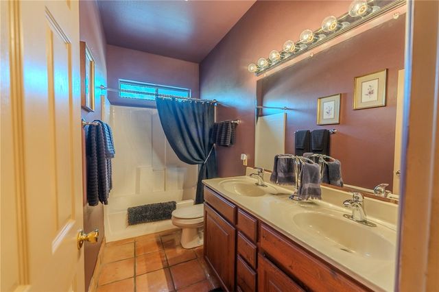 14158 S Calabasas Road, Yucca, AZ 86438