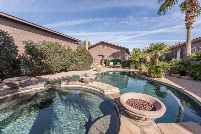 14158 S Calabasas Road, Yucca, AZ 86438