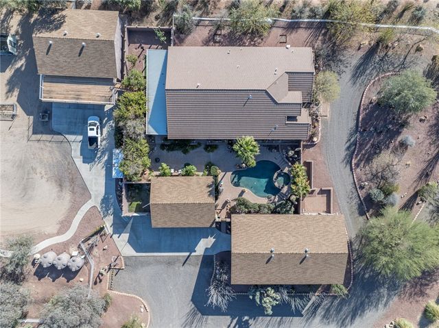 14158 S Calabasas Road, Yucca, AZ 86438
