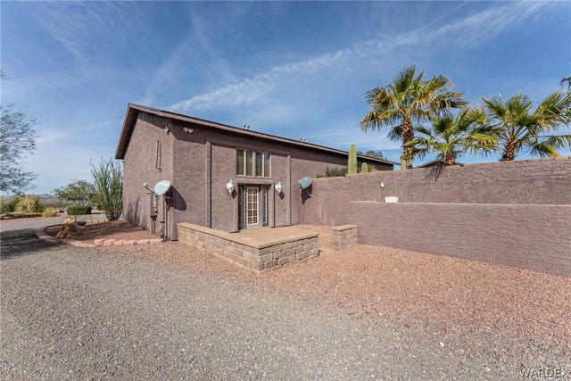 14158 S Calabasas Road, Yucca, AZ 86438