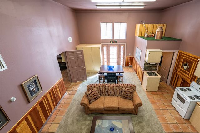 14158 S Calabasas Road, Yucca, AZ 86438