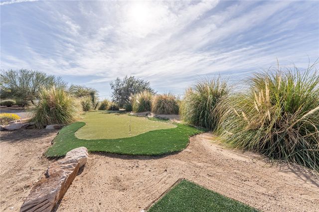 14158 S Calabasas Road, Yucca, AZ 86438