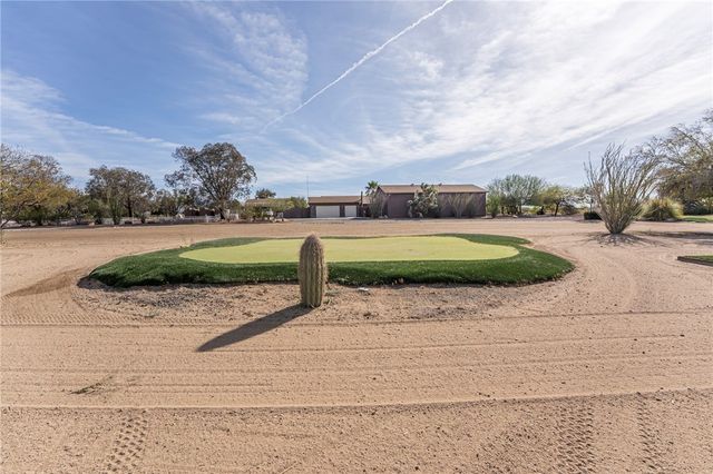 14158 S Calabasas Road, Yucca, AZ 86438