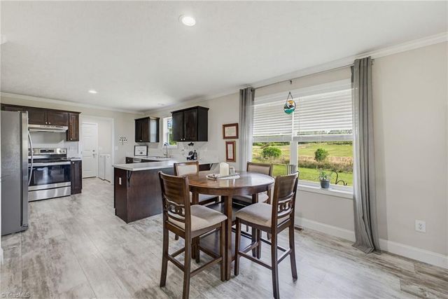 2281 Farmington Road, Mocksville, NC 27028