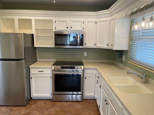 2165 SUNNYSIDE LANE, Sarasota, FL 34239