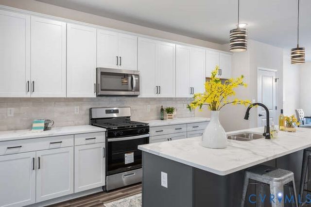 6541 Hardee Haven Pl, Midlothian, VA 23112