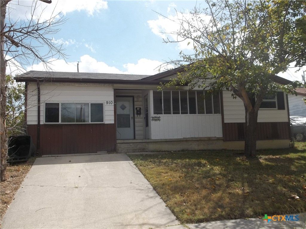 910 San Antonio Street, Killeen, TX 76541