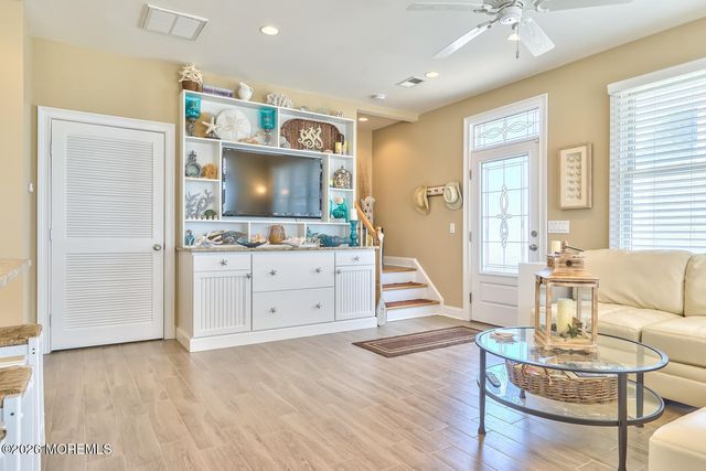 10 4th Avenue 101, Ortley Beach, NJ 08751