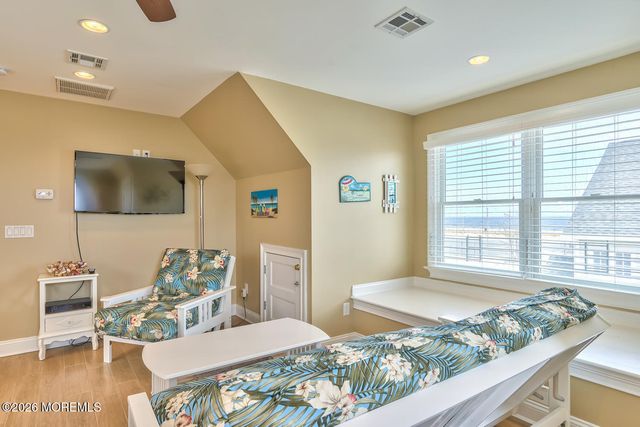 10 4th Avenue 101, Ortley Beach, NJ 08751