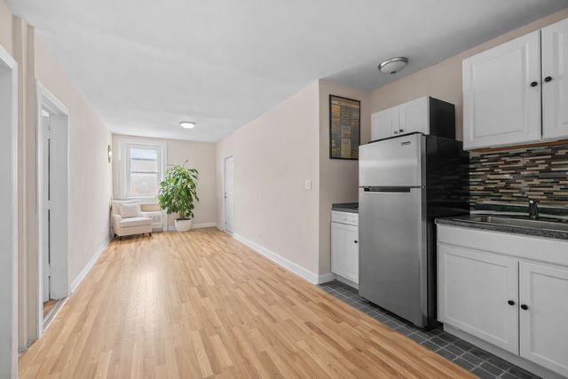 287 23RD Street, New York City, NY 11215