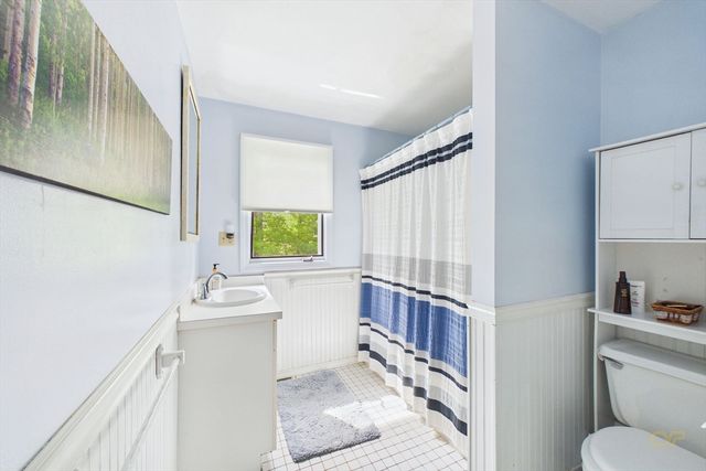 663 Wareham Street 11, Middleboro, MA 02346