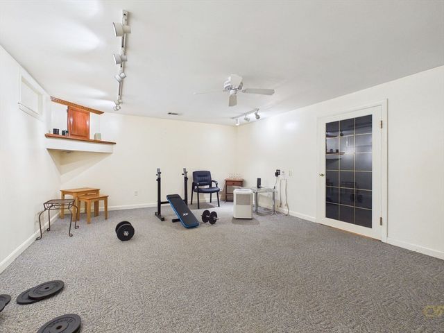 663 Wareham Street 11, Middleboro, MA 02346