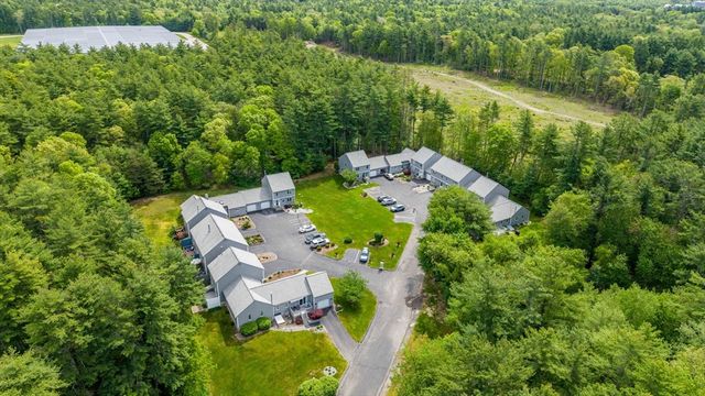 663 Wareham Street 11, Middleboro, MA 02346